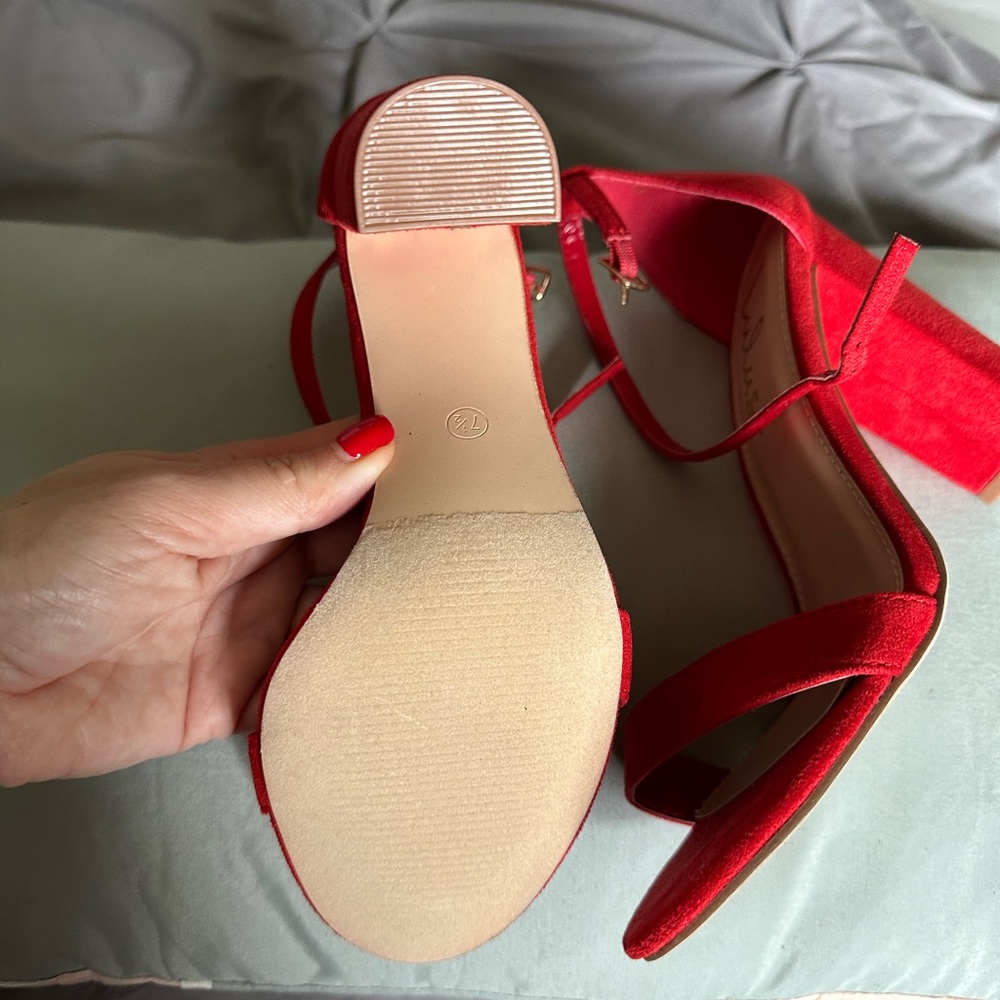 Lulus Red , Block Heel Sandal , Unused - image 4